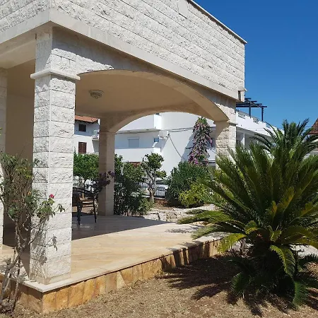 Апартаменты Vila Mali San Трогир