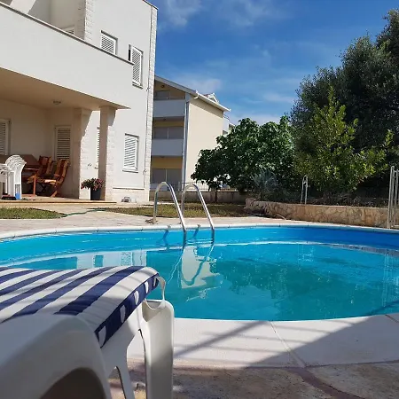 Vila Mali San Апартаменты *