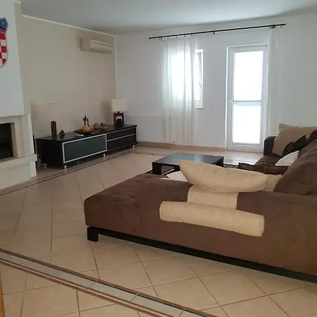 Vila Mali San Апартаменты